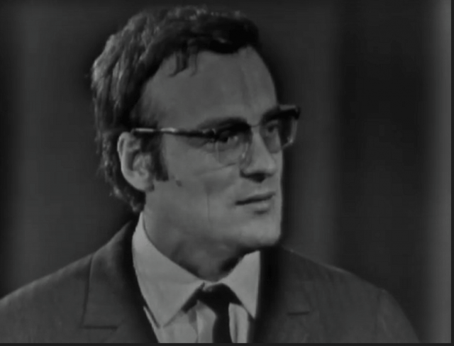 CAZUL OPPENHEIMER - scena 4.png