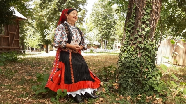 Arta de a trăi prin cântecele populare: Ileana Domuța Mastan