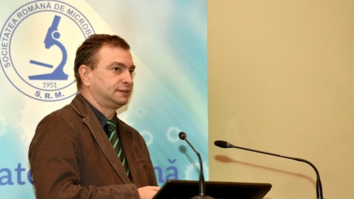 Interviu cu prof. univ. dr. Gabriel Popescu: Dacă iei antibiotice când nu este necesar, nu ai nici un beneficiu, dar riști toate efectele nedorite ale acestora 