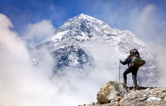  Muntele Everest continuă să crească. Dar până la ce înălțime va ajunge? 