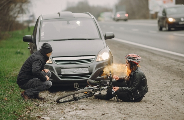 (P) Ce Trebuie să Știi Dacă Ești Implicat într-un Accident Auto Ușor