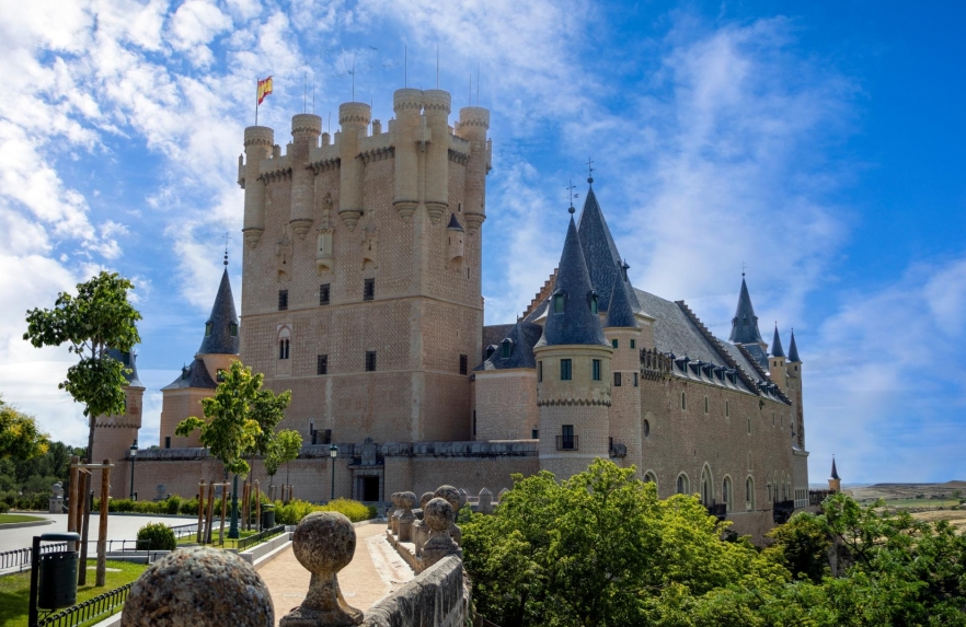 (w882) Alcazar de