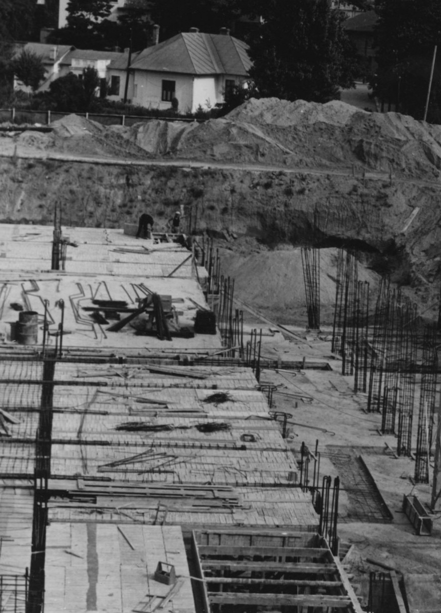 (w882) Construire