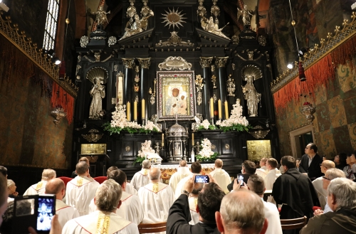 Destinații ale credinței: pelerinaje europene, într-un nou episod al seriei „Mânăstiri din Europa