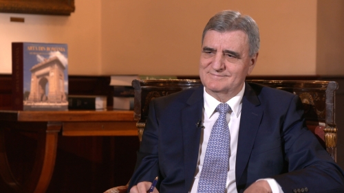 ACADEMICIENII IOANEL SINESCU ŞI MIRCEA DUMITRU, ÎN 