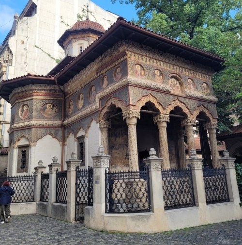 (w500) MÄƒnÄƒstir