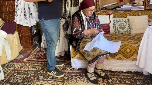 Cu iubire, despre meşteşuguri încă vii şi salvatori de suflete, la „Exclusiv în România”