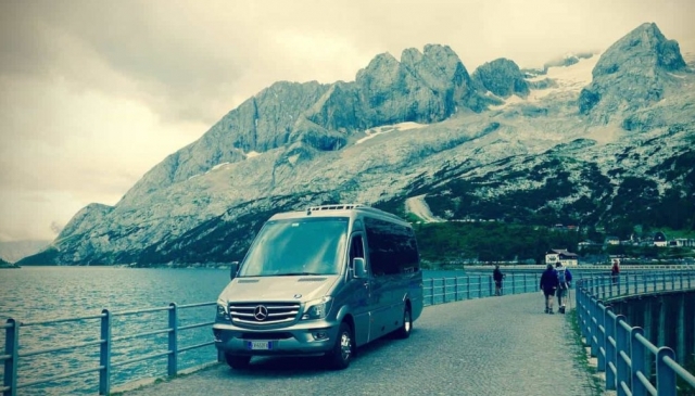 (P) Waltrans, servicii profesioniste de transport persoane și colete între Germania și România