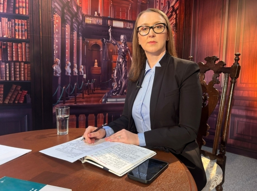 (w882) Cine moÈ™t