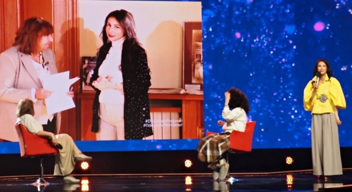 Doina Ruşti scrie şi declaraţii de dragoste! În emisiunea „Dăruieşte Românie”, sâmbătă, la TVR 3