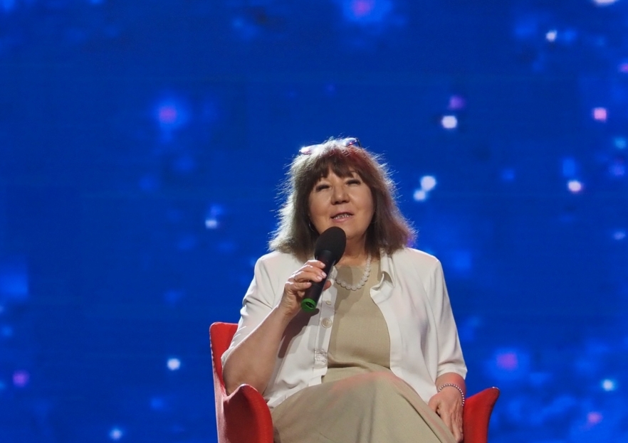 (w882) Doina RuÅŸ