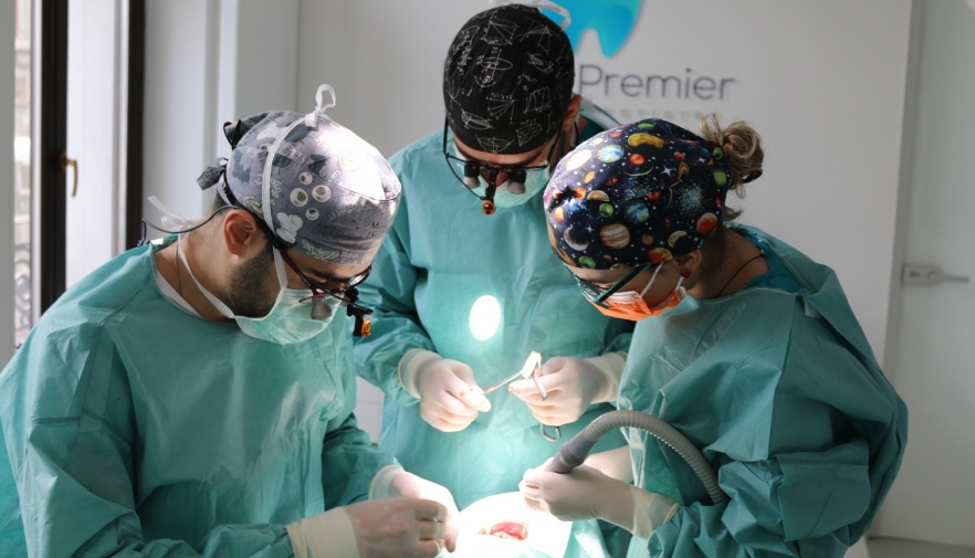 (P) Ce NU ți-a spus nimeni despre pierderea dinților - și cât te costă să repari totul, cu un implant dentar