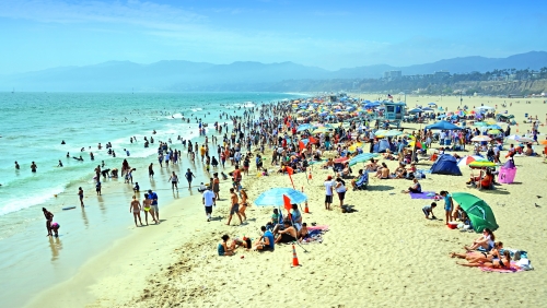 Valurile de căldură transformă concediile într-un paradis pierdut