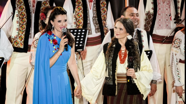 „Acest eveniment nu e despre mine, ci despre neamul meu.” Concertul „Huțanca din Bucovina” al Angelicăi Flutur se vede la TVR 1