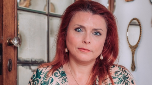 Valentina Băinţan: „Azi, fac exact ceea ce iubesc: spun povești adevărate despre oameni și sunete care mișcă lumea din loc”.