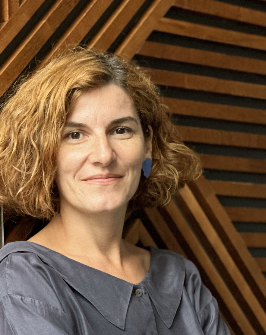 (w882) Diana Taut