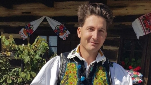 “Cântec şi poveste”: Portret folcloric Daniel Rațiu | VIDEO