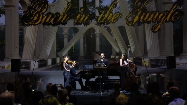 MINA - BACH IN THE JUNGLE_Stefania Burcea_foto oferite de Artexim/Enescu