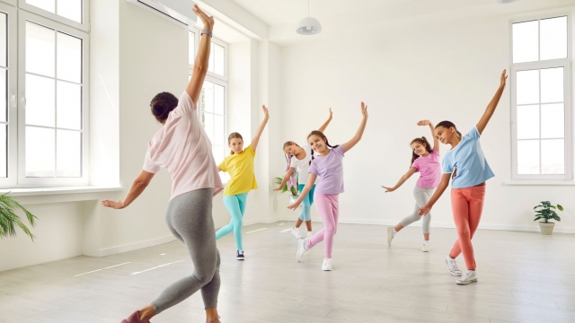 Dansul și muzica, aliați surprinzători ai educației moderne