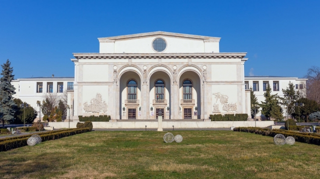 Stagiunea 2025–2026 începe la Opera Națională București cu o premieră spectaculoasă!