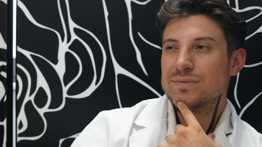(P) Dr. Antonio Franco: Secretul unui rezultat perfect după Lipo VASER 360? Masajele post-operatorii