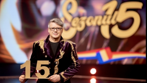 Paul Surugiu-Fuego deschide sezonul 15 „Drag de România mea!” – 7 ani de muzică, invitaţi legendari și povești românești