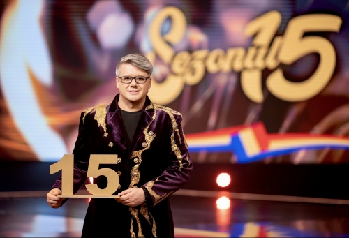 Paul Surugiu-Fuego deschide sezonul 15 „Drag de România mea!” – 7 ani de muzică, invitaţi legendari și povești românești