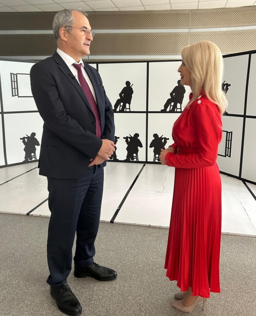 (w882) Oamenii È™