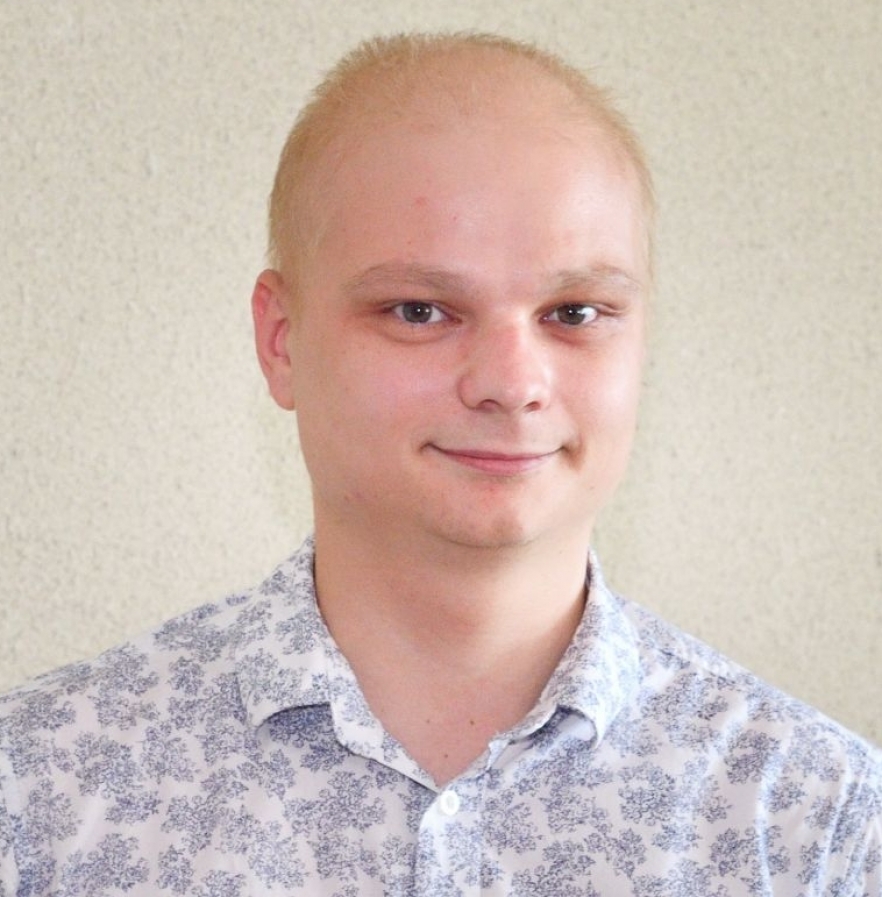 (w882) IonuÈ› Ang