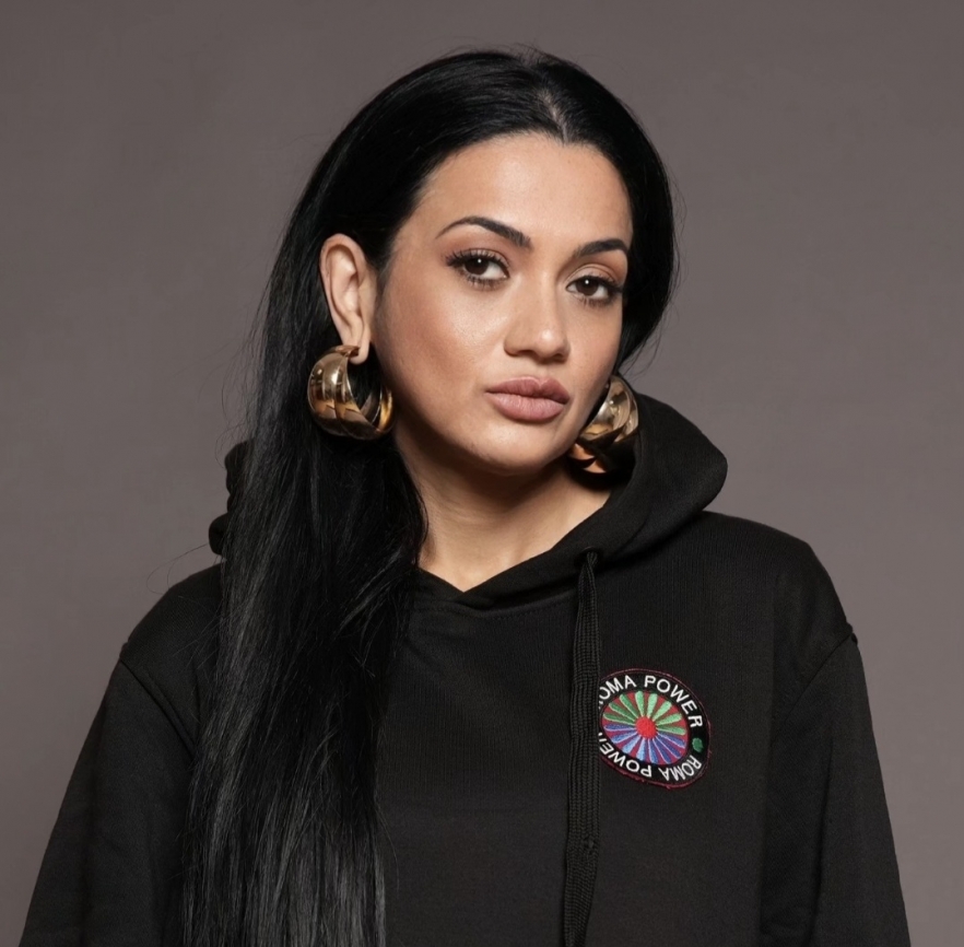(w882) Zita Moldo