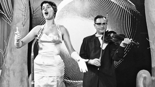 Corry Brokken, judecătoarea care a câştigat a doua ediţie a Eurovision