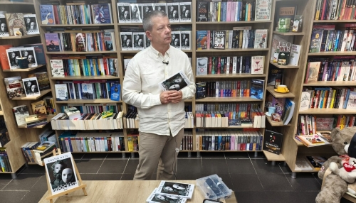 Măștile lui Hipocrate – de la anamneză la click, cu Dr. Costin Duțu