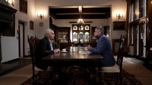 OMUL ȘI TIMPUL – Limba Română este patria mea