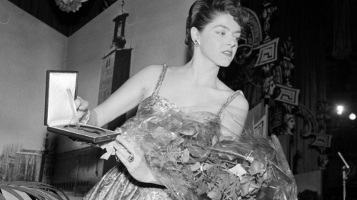 Teddy Scholten aduce al doilea trofeu Eurovision Olandei, în 1959