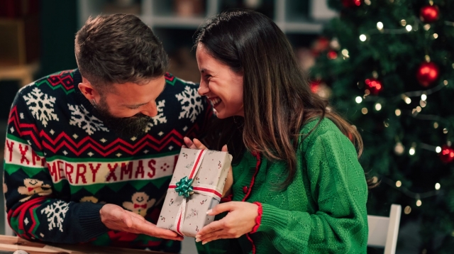 Arta de a dărui: ce ne învață psihologia despre cadourile de Crăciun