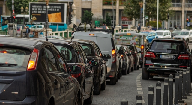 (P) Mașinile second hand rămân preferatele românilor în 2025, dar hibridele vin din urmă cu aplomb