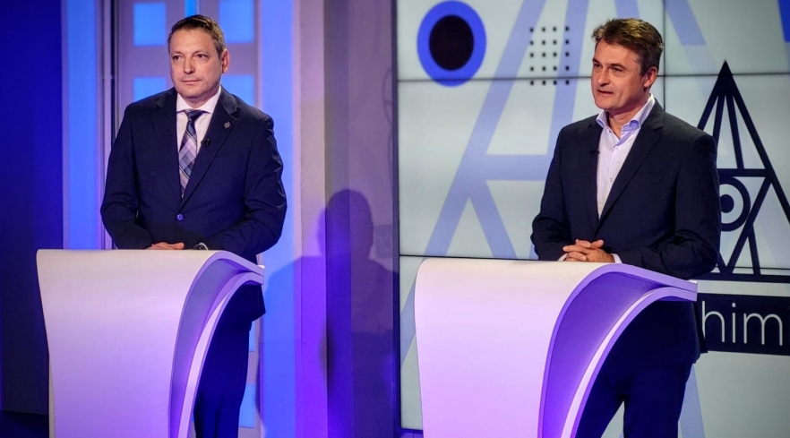 (w882) PiaÈ›a for