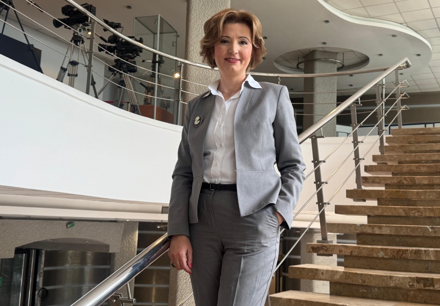 (w882) HÄƒrÈ›uire