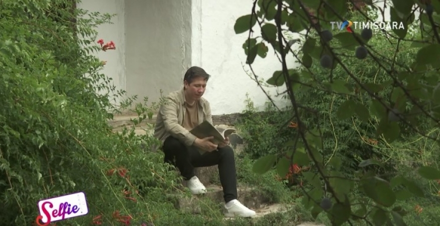 (w882) â€œSelfieâ