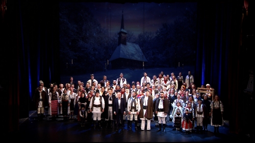 „Colinda tradiţională în haină de sărbătoare” - Concert Ioan Bocşa şi ansamblul Icoane, la TVR 1