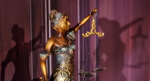 Proprietatea intelectuală, protejată prin lege