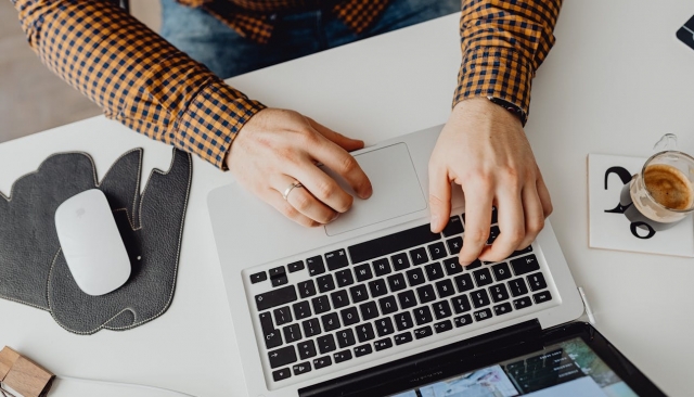 (P) Afacerea ta poate intra în anul 2026 cu dreptul. Ce achiziții poți face în luna decembrie? 