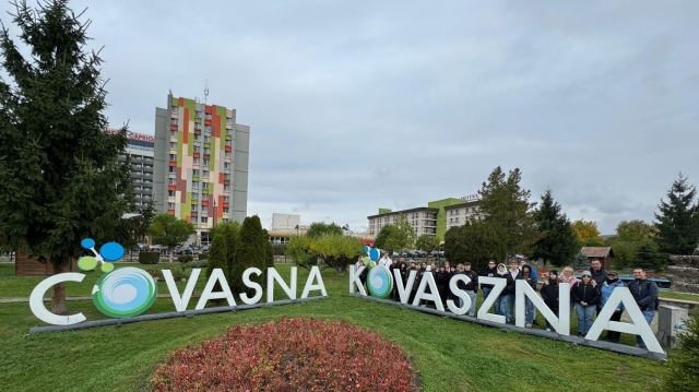 „Orașul celor 1000 de izvoare”, cu remedii pentru trup şi suflet. Nou episod „Exclusiv în România”, la TVR 1