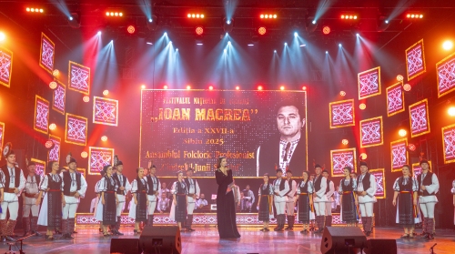 O călătorie prin tradițiile românești cu Festivalul „Ioan Macrea”, prezentat de Iuliana Tudor