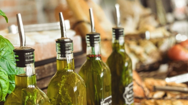 Grăsimile în alimentație: cât sunt necesare și cum le alegem pentru o inimă sănătoasă