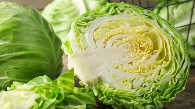 Varza, un aliat de nădejde al sănătății