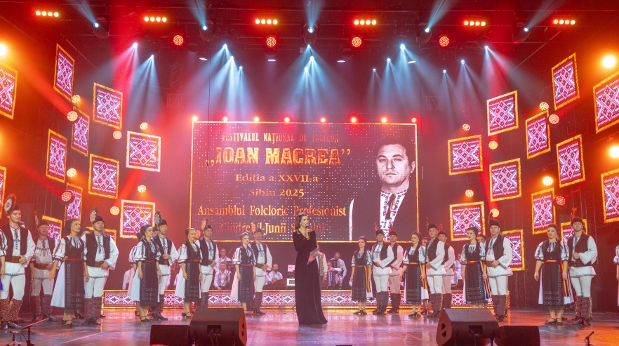 O călătorie prin tradițiile românești cu Festivalul „Ioan Macrea”, prezentat de Iuliana Tudor