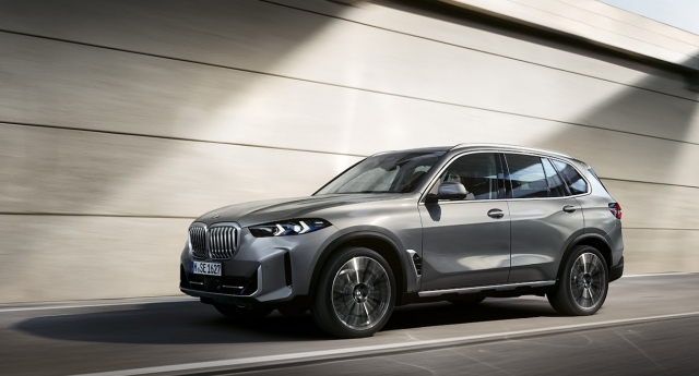 (P) De ce BMW X5 rămâne relevant în 2026, într-o piață SUV tot mai competitivă