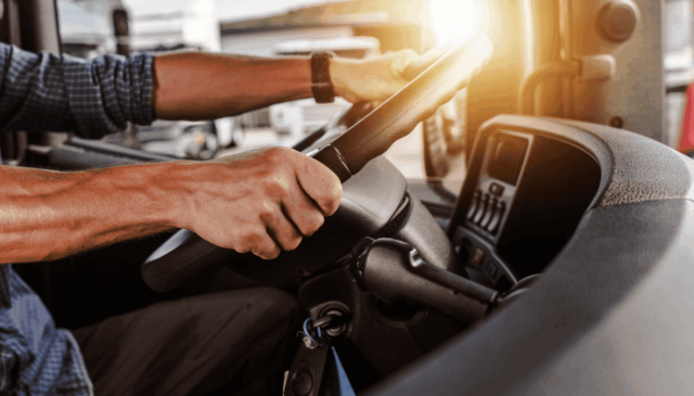 (P) Meseria de șofer: ce acte sunt necesare, de ce aptitudini ai nevoie și ce responsabilități ai