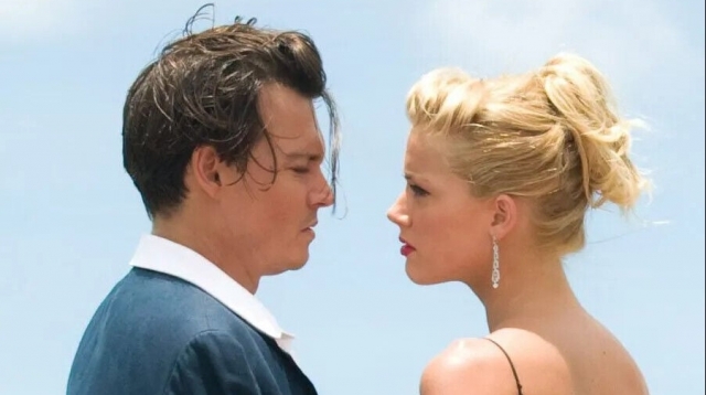 Filmul ce i-a pus faţă în faţă prima oară pe Johnny Depp şi Amber Heard se vede la TVR 2